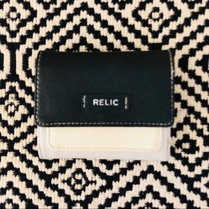 ❗️2 for $6❗️Relic Small Wallet Black and Cream